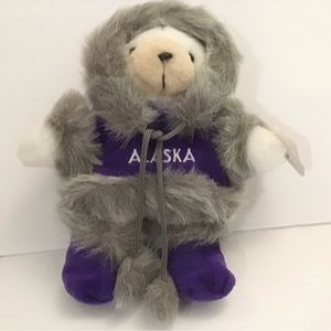 NWT Souvenir Alaska bear in purple & faux fur hoodie 9” tall and 7 1/2” wide.